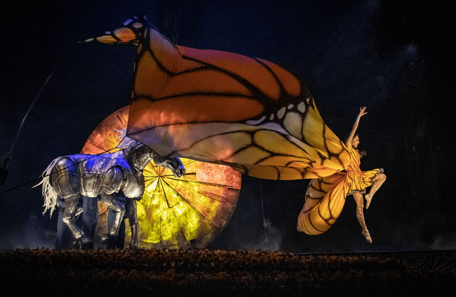 Le Cirque du Soleil présente LUZIA : un voyage au cœur d'un Mexique ...